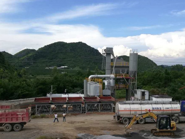 瀝青拌合站價格